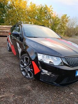 ŠKODA OCTAVIA COMBI III RS