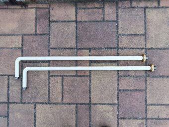 Trubky k volně stojící vanové baterii