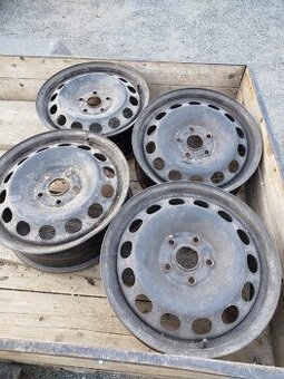 Plechové disky 5112 R16