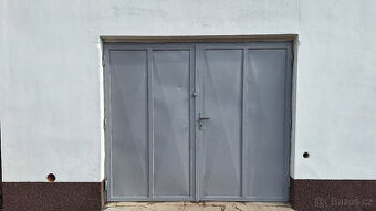 Velká Garáž (možno i 2 auta) - Týnec nad Labem / Kolín 10km