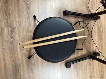 Elektronické bicí alesis debut kit