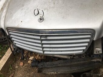 MB W211 kapota maska znak - 1