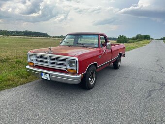 Dodge ram d150 - 1