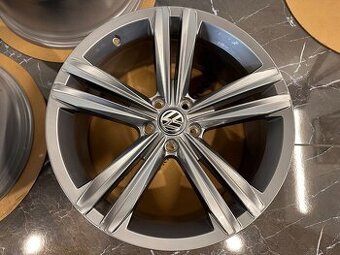 vw tiguan 5n r19 sebring original 5x112 5NN601025R