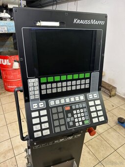 Ovládací pult Kraus Maffei - 1