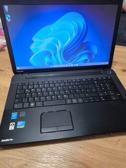 Toshiba satellite pro C70 velký 17 palců