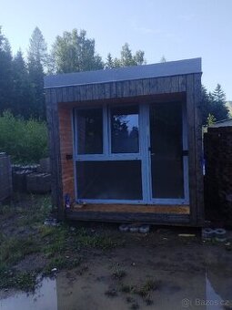 Tiny house