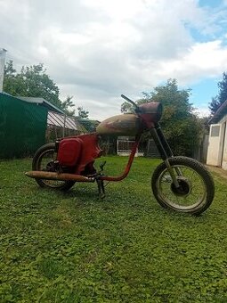 Prodám torzo jawa 250/559 panelka