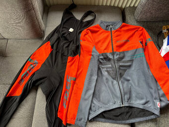 Cyklo dres - triko a kraťasy Free Runner XL