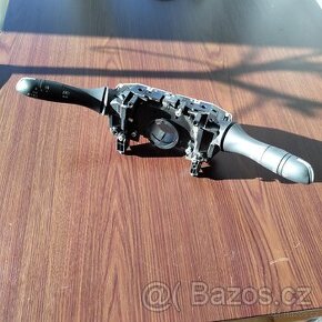 Ovládání pod volantem Renault 255676476R