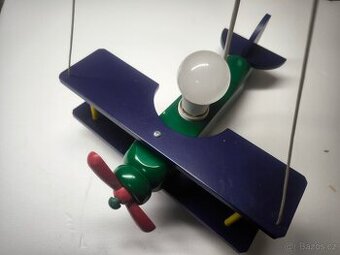 Světlo do klučičího pokoje