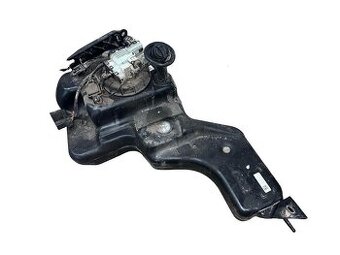 AdBlue nádrž 7N0131878D VW Sharan 7N r.v. 2011