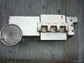 přídavné zařízení na soustružení koulí škoda