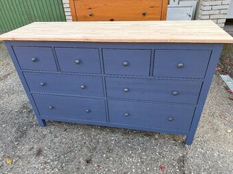Komoda IKEA Hemnes s 8 zásuvkami - modra