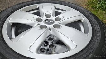 Zimní alu Clubman 5x112 7jx16 et47 pneu 80%