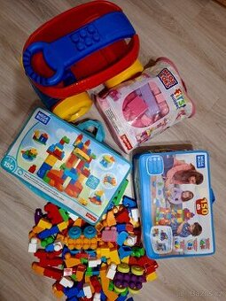 Mega Bloks kostky + sběrač