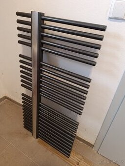 Designový koupelnový radiátor/žebřík
