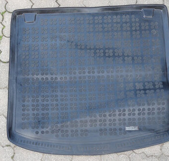 vana do zavazadlového prostoru E61 kombi BMW