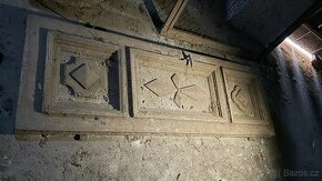 Dřevěné dveře k renovaci