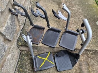 Prodám nášlapy,stupačky,opěrky pro invalidní vozík viz foto.