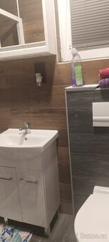 1kk hezký byt v DC 8 - 1