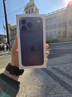 Iphone 17 pro max 256gb Blue