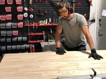 Výroba nábytku na míru, svářečské práce, domácí technik