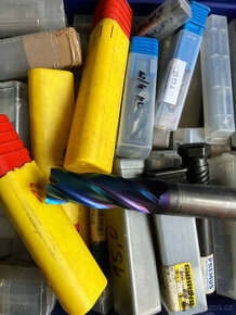 Přebroušené tvrdokovové frézy