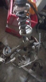 Dacia sandero predni ram,ramena,rizeni