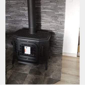 Litinová krbová kamna