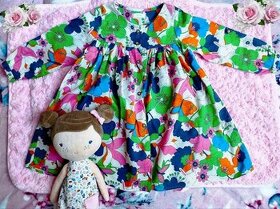 Krásné jarní barevné kytičkové šaty Next 98/104