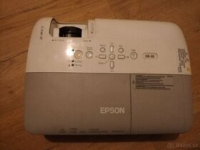 Projektor epson EB-X6