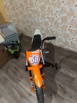 Děcka elektrická motorka