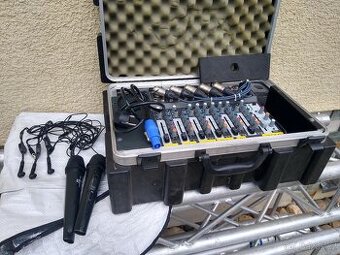 Ozvučovací kufr s mikrofony a mixem