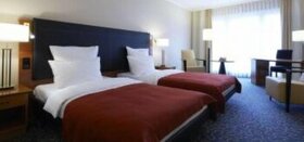 8x Pouzity nabytek z hotelu hotelove pokoje