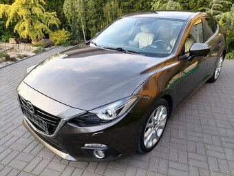 Mazda 3 2.0i88kwSkyactivRevolutionSPORTnaviBoseHeadUP