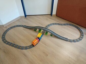 lego duplo vláček s mostem