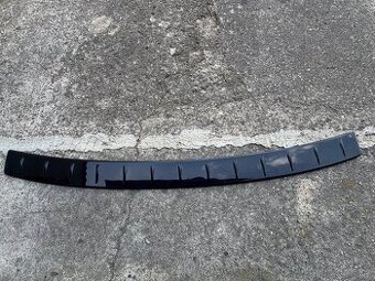 Ochranná lišta kufru Škoda Octavia combi 3 - černý lesk