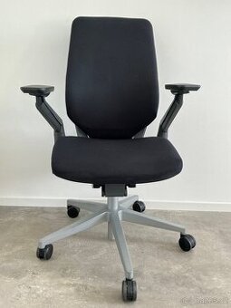 Kancelářská židle Steelcase Gesture - top stav, více ks