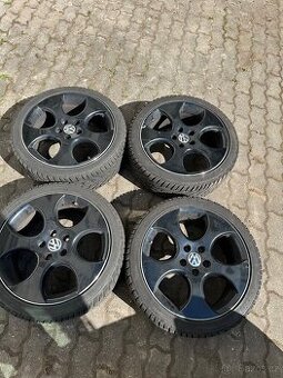 5x112 r18 225/40r18 Vw gti original - 1