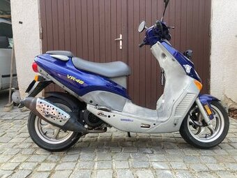 Skútr Hyosung SF50