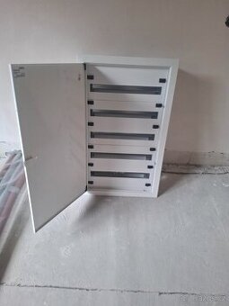 Elektrický rozvaděč pod omítku OEZ - 1