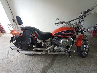 YAMAHA DRAGSTAR XVS 650