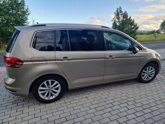 Touran 1,6 TDI 85kw highland - 1