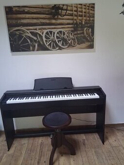 Casio CDP 770 drevenym stojanem a stolickou