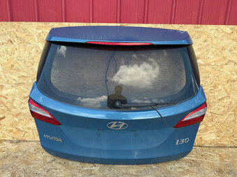 160. VÍKO KUFRU HYUNDAI I30 COMBI