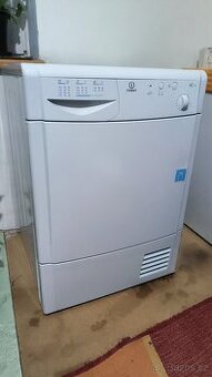 Indesit sušička prádla