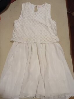 Dívčí bílé šaty