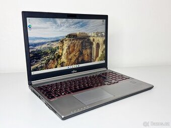 Fujitsu LifeBook E754 – i5 | 16GB RAM | 256GB SSD | W11