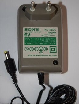 Nabíjecí adaptér original 6V pro minidisc/ discman/DAT/walkm